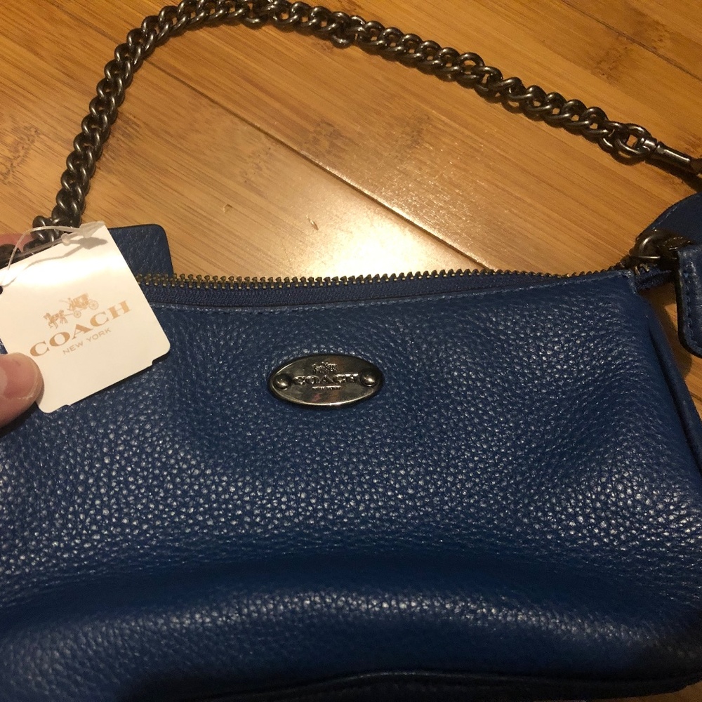 New with tags coach clutch